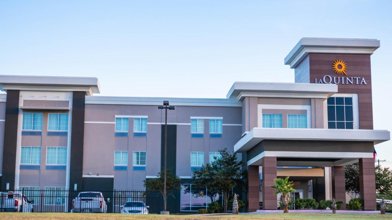 La Quinta By Wyndham Karnes City - Kenedy Eksteriør bilde