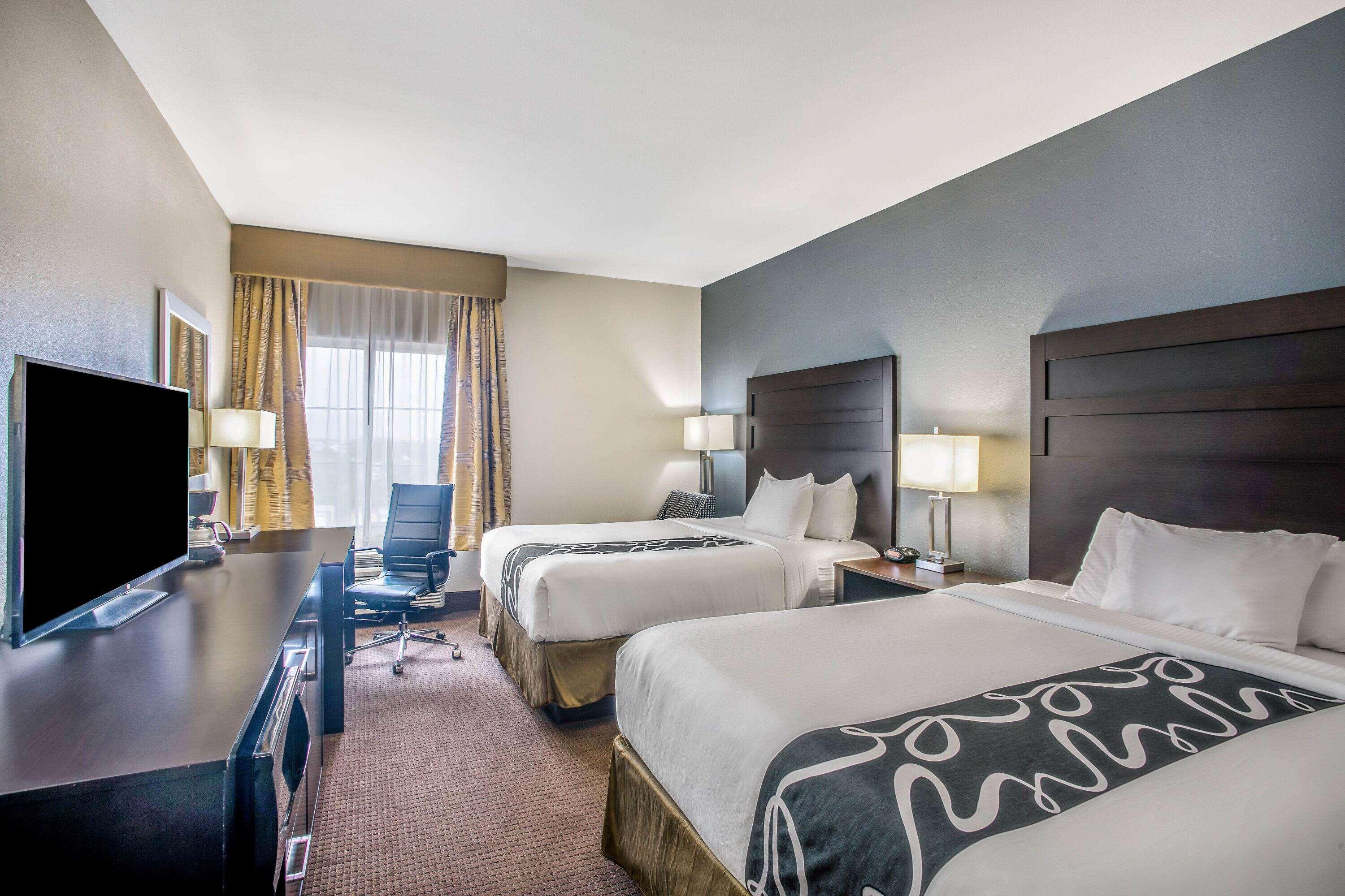 La Quinta By Wyndham Karnes City - Kenedy Eksteriør bilde