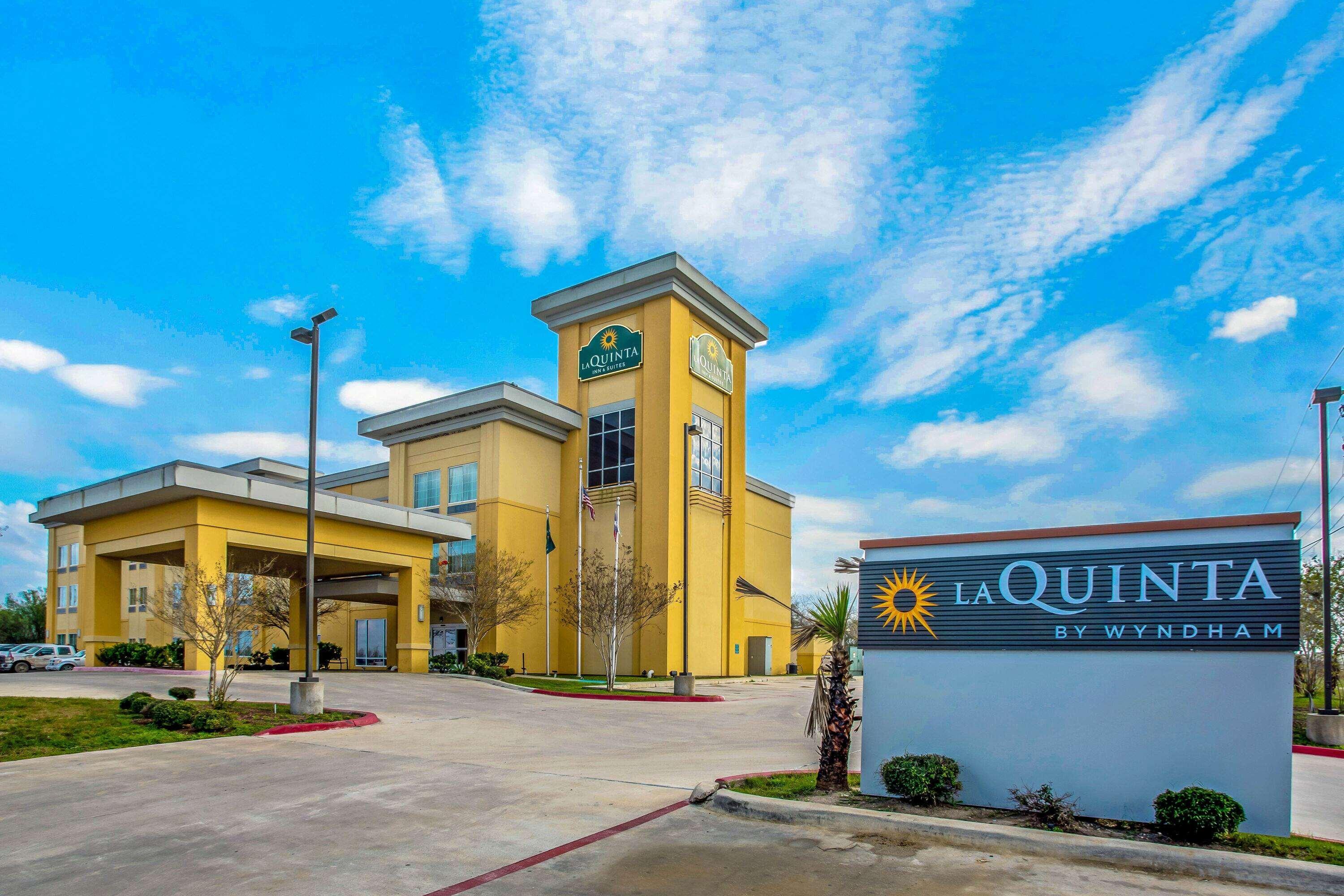 La Quinta By Wyndham Karnes City - Kenedy Eksteriør bilde